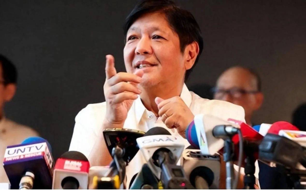 黄岩岛果然出事了！美军中导已就位，美菲彻底不装了，中方一招制敌